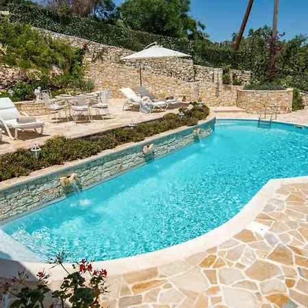 Waterfalls 盖奥斯