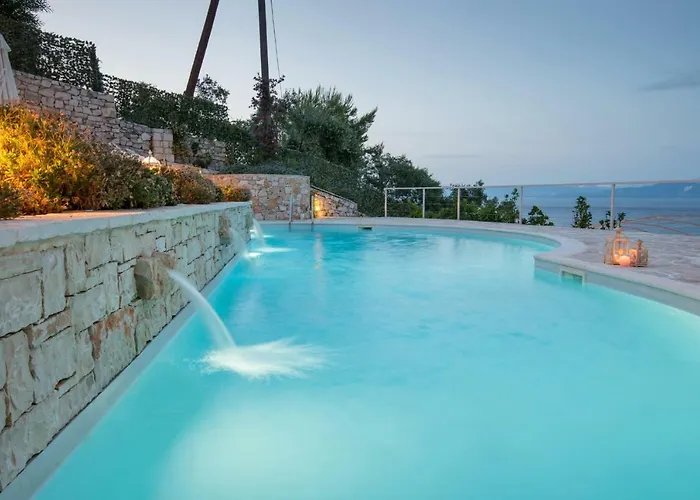 Waterfalls فيلة