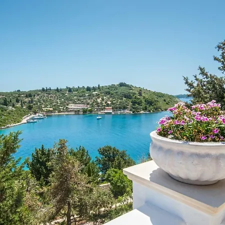 Waterfalls Villa Gaios