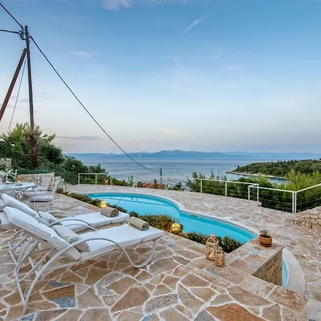 Villa Waterfalls *