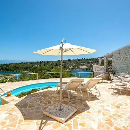 Villa Waterfalls