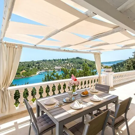 Waterfalls Villa