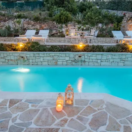 Villa Waterfalls *